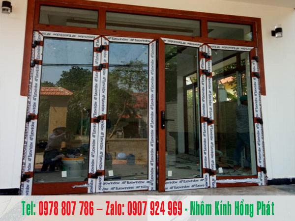 giá sửa cửa nhôm kính quận 9